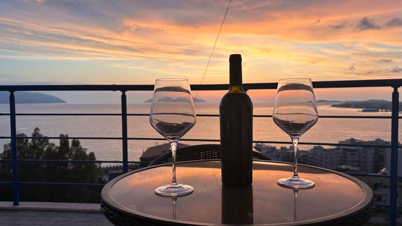 Jico Travel - Villa Colombo Vlore Bagian luar foto