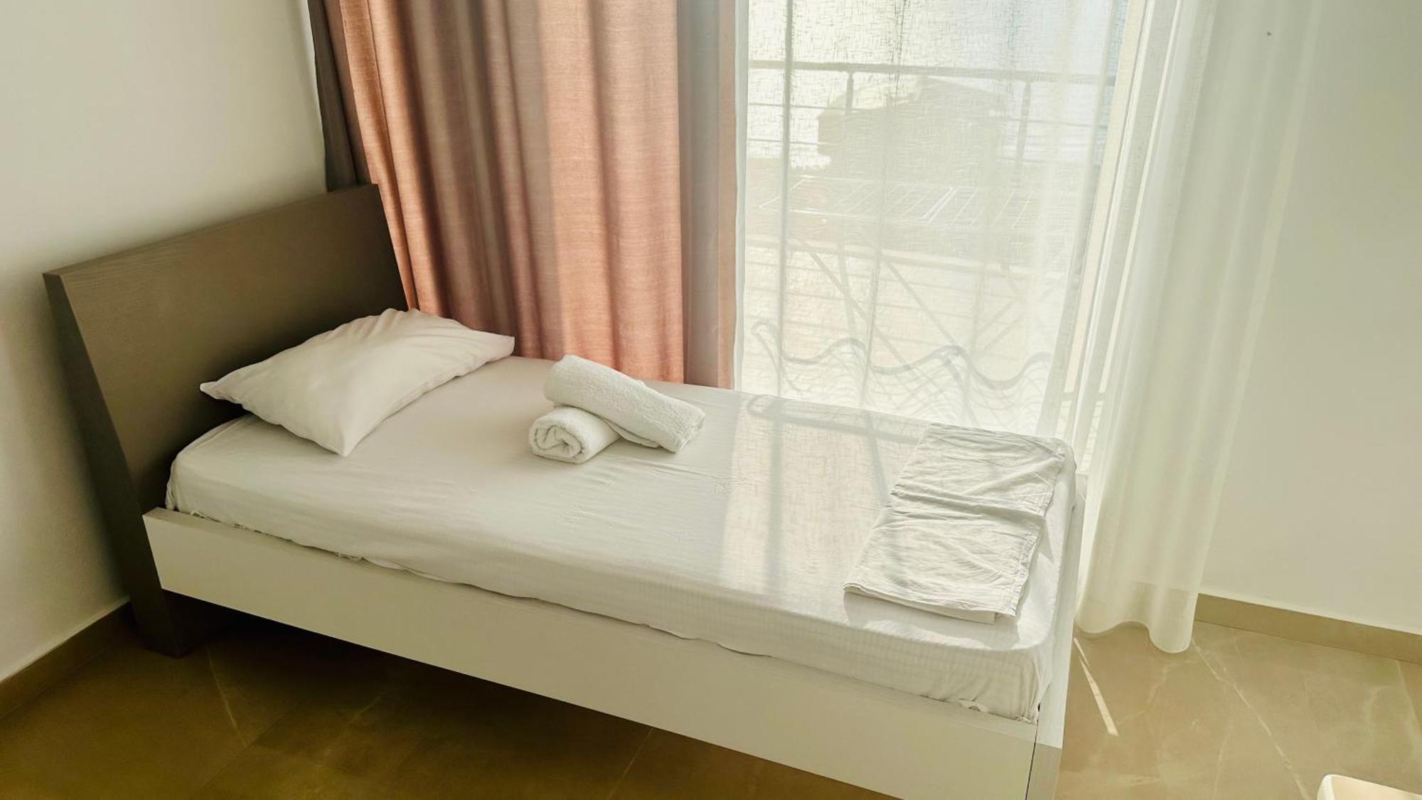 Jico Travel - Villa Colombo Vlore Ruang foto