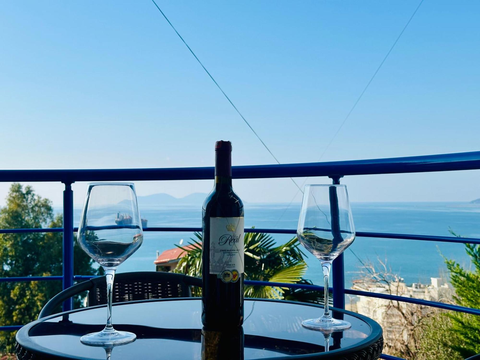 Jico Travel - Villa Colombo Vlore Ruang foto